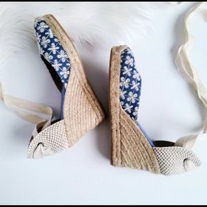 SOLUDOS pattern tall wedge espadrilles